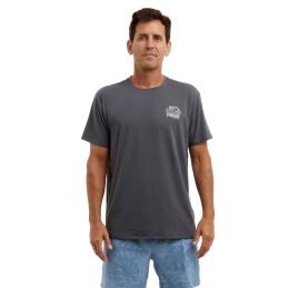 T-Shirt Pelagic Stratos Worldwide Wahoo porté
